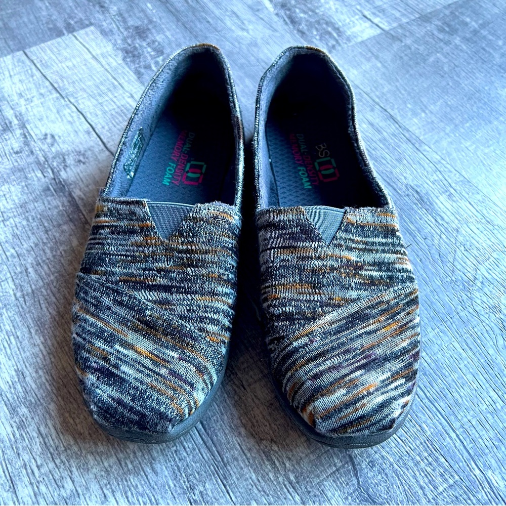 Sketchers Bobs bliss memory foam shoes size 6